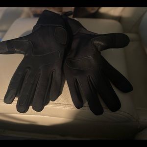 Express brand black touchscreen tech gloves.